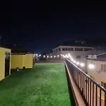 Social House